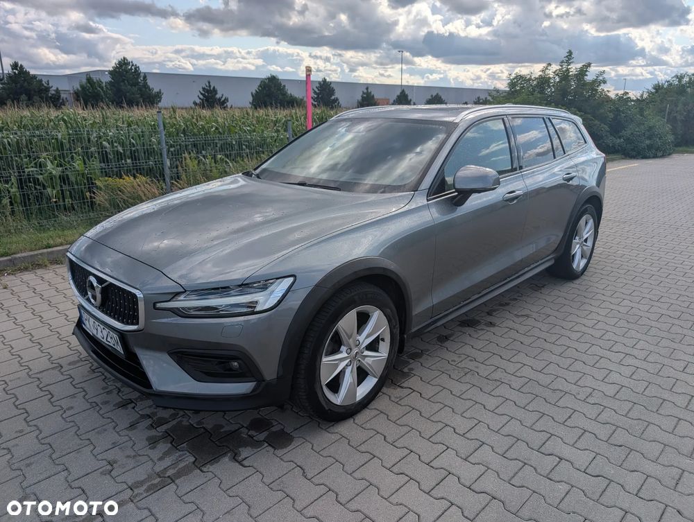 Volvo V60 Cross Country, 2020