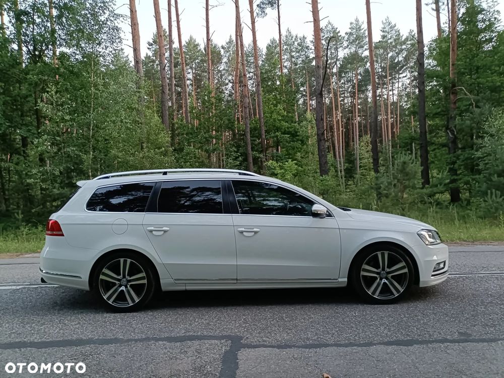 Volkswagen Passat 2.0 TDI Highline R-Style DSG - 18