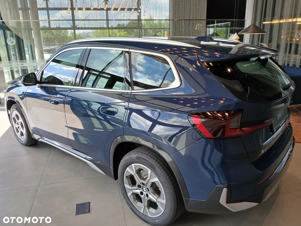 BMW X1 sDrive18i xLine - 13