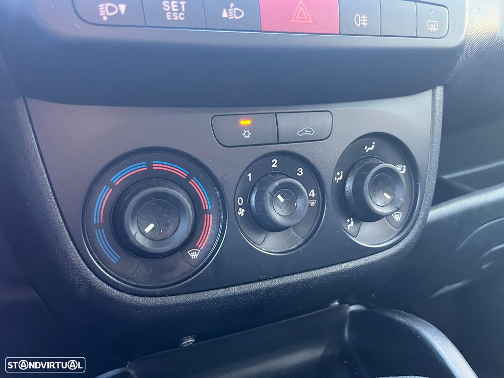 Opel Combo 1.6 CDTI  AC - 11