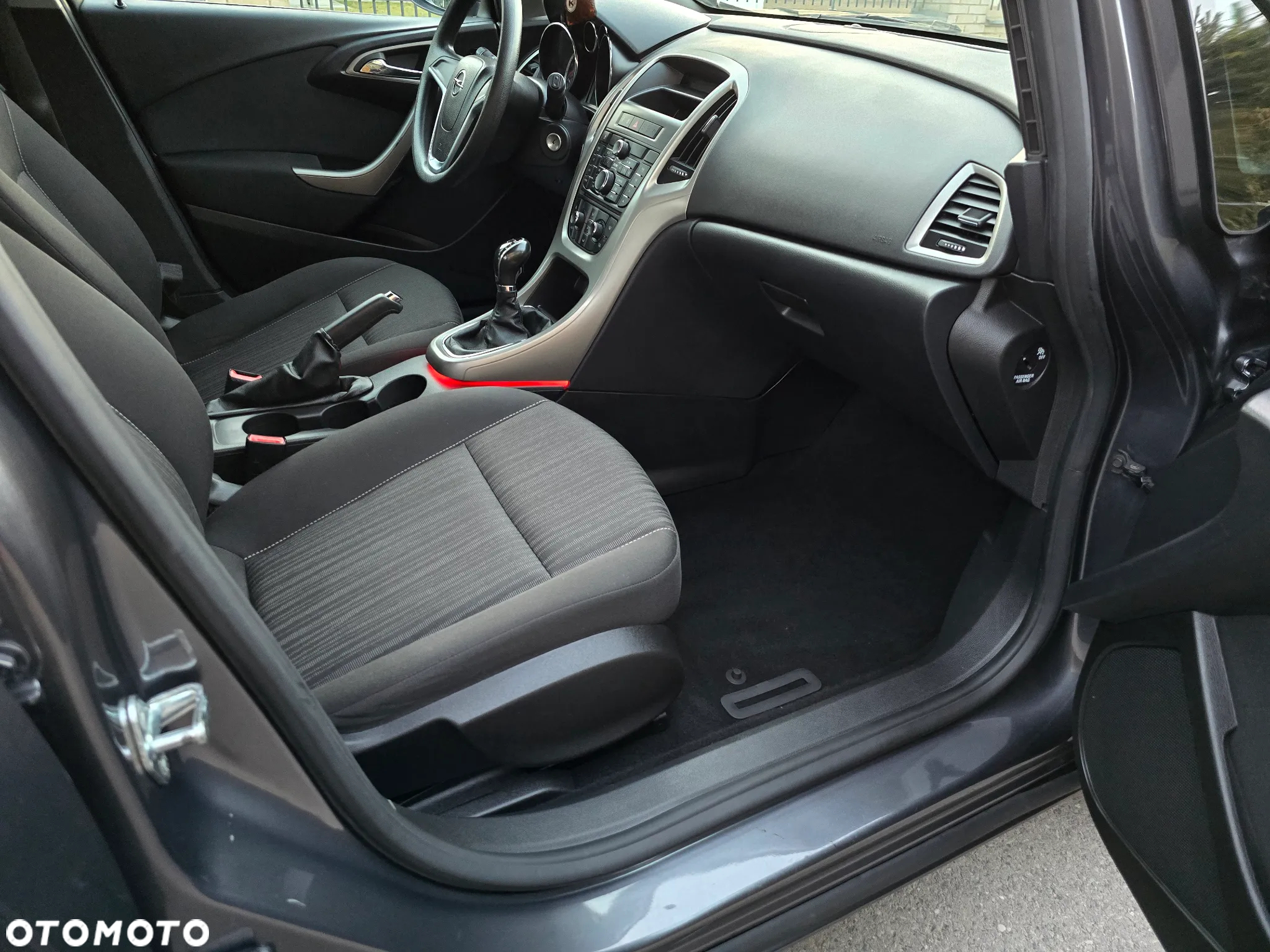 Opel Astra IV 2.0 CDTI Sport - 14