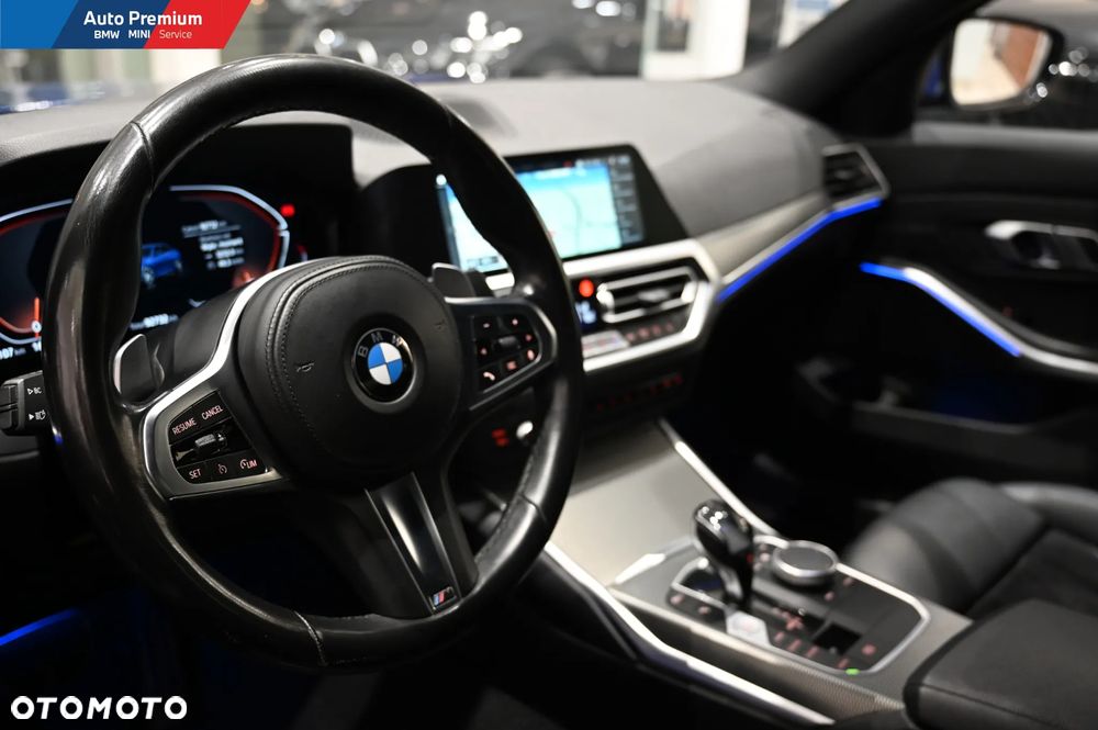 BMW Seria 3 320d xDrive - 9