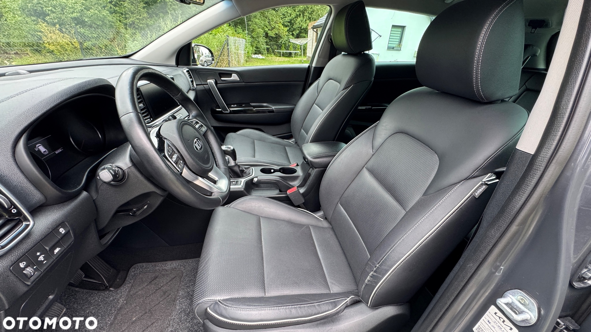 Kia Sportage 1.6 GDI Black Edition 2WD - 29
