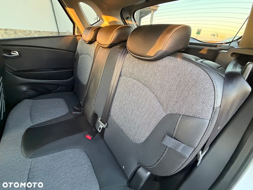 Renault Captur - 25