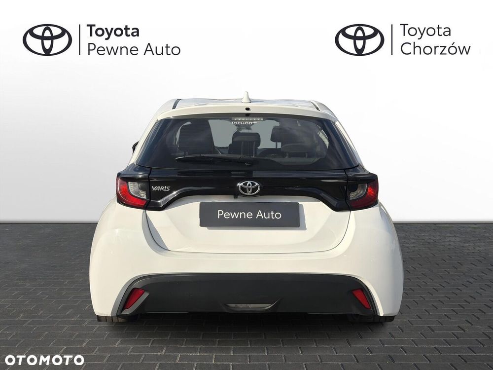 Toyota Yaris - 4