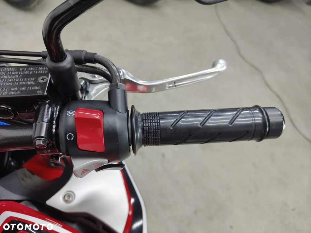 Honda CB - 15