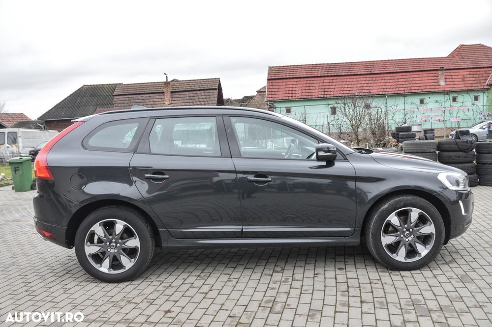 Volvo XC 60 D4 Geartronic Momentum - 24