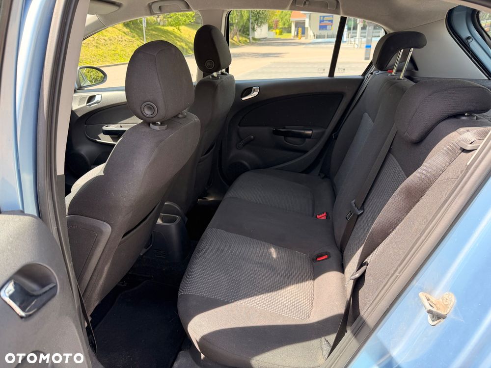 Opel Corsa 1.4 16V - 8