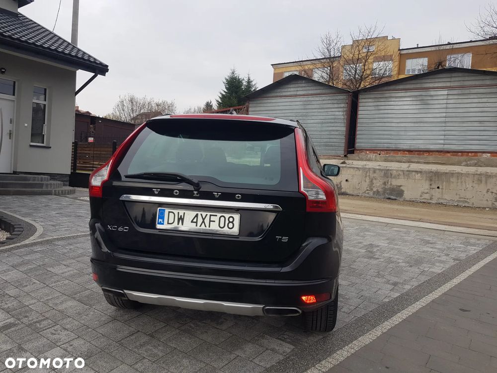 Volvo XC 60 T5 Drive-E Base - 12