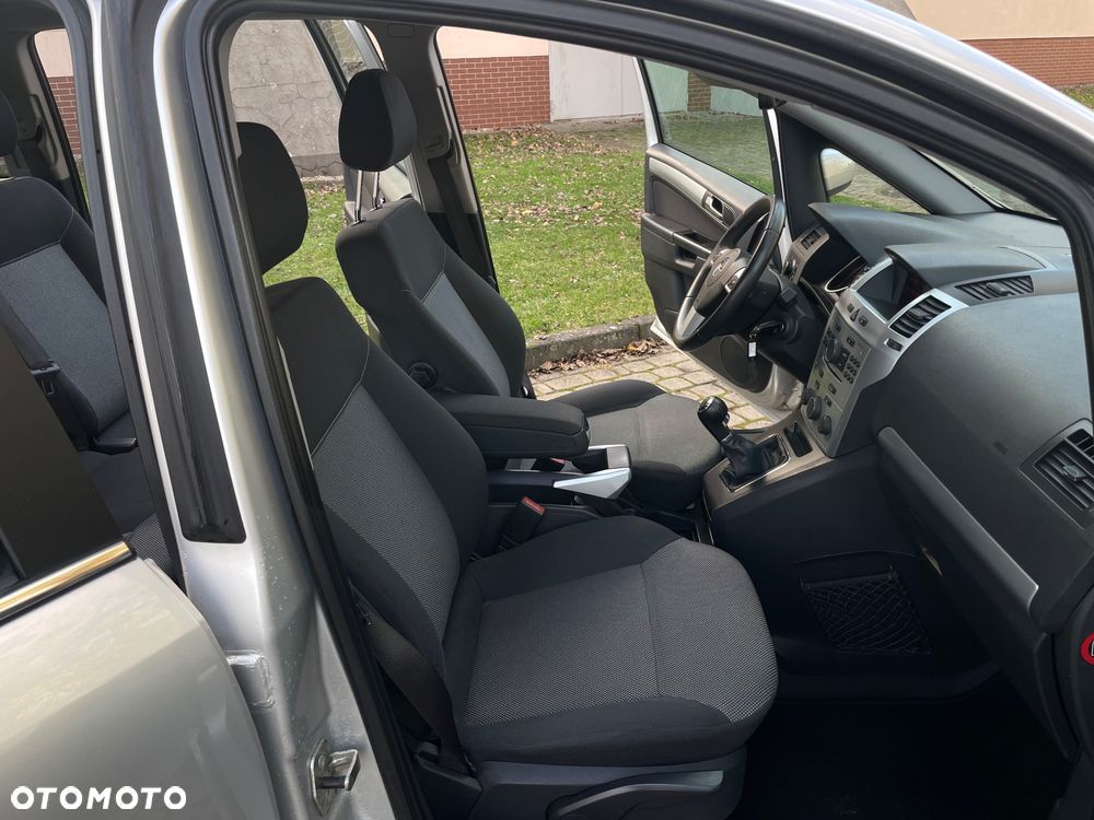 Opel Zafira 1.8 Elegance - 11