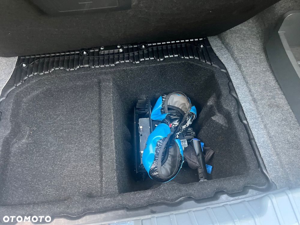 BMW Seria 3 - 12