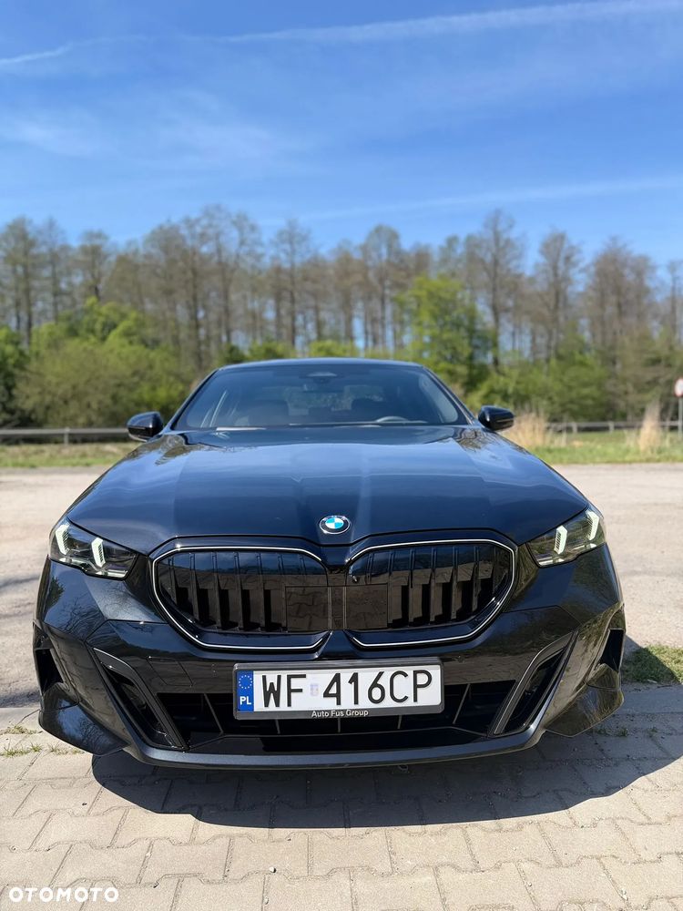 BMW Seria 5 540d xDrive mHEV M Sport - 9