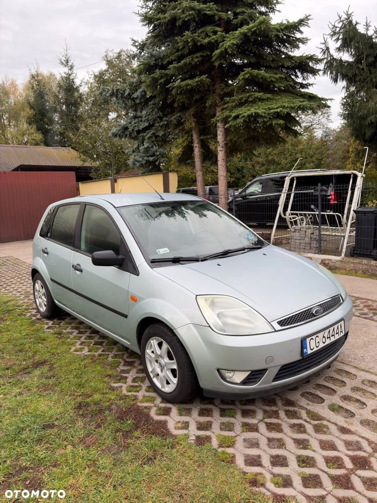 Ford Fiesta - 6