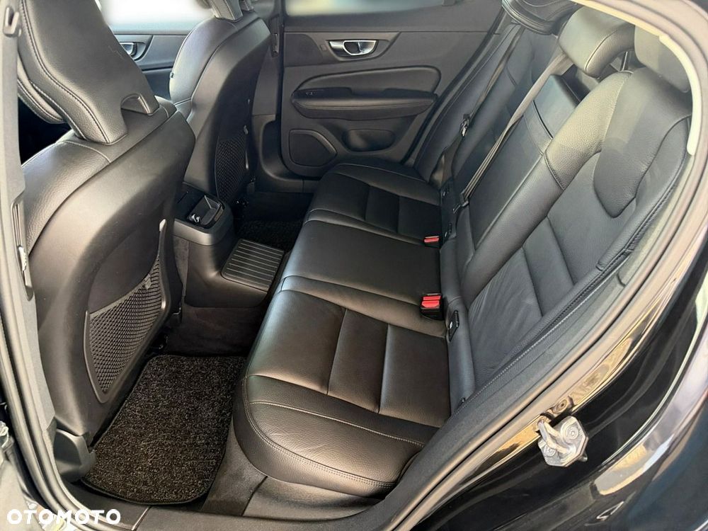 Volvo S60 - 22