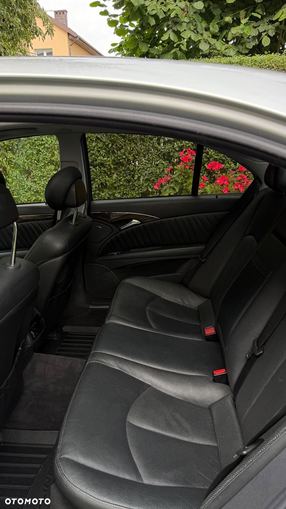 Mercedes-Benz Klasa E 400 CDI Elegance - 8
