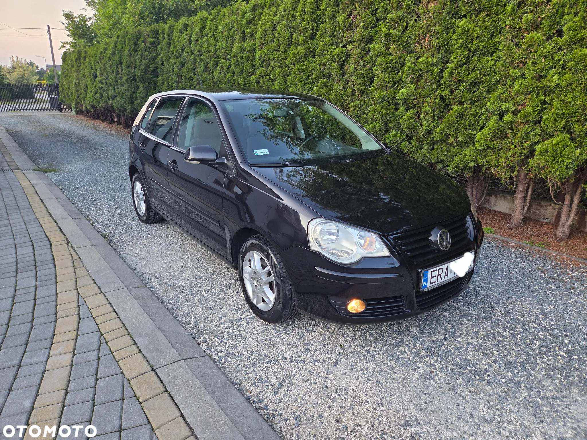 Volkswagen Polo 1.4 16V Comfortline - 3