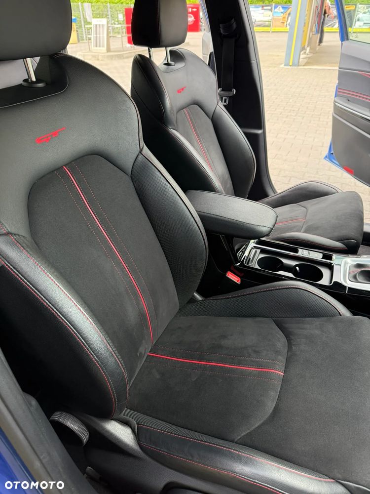 Kia Ceed - 9