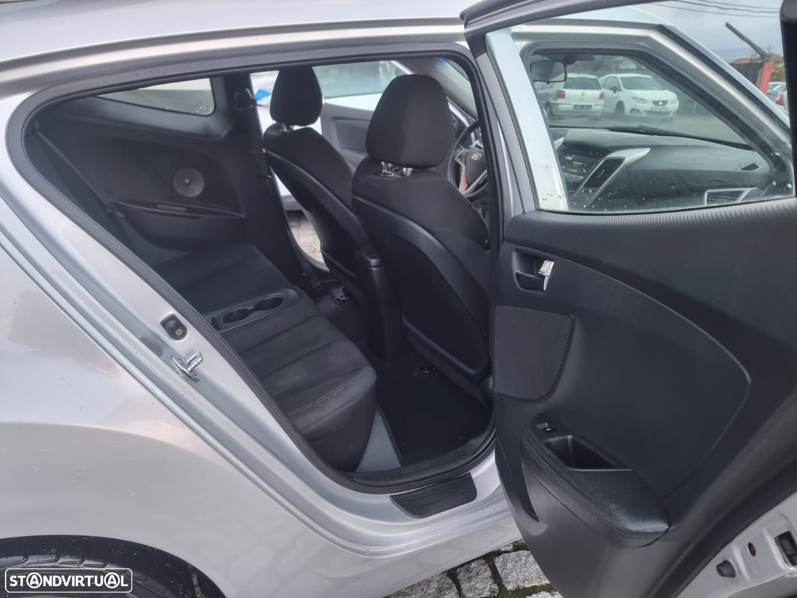 Hyundai Veloster 1.6 GDi Blue Style - 15