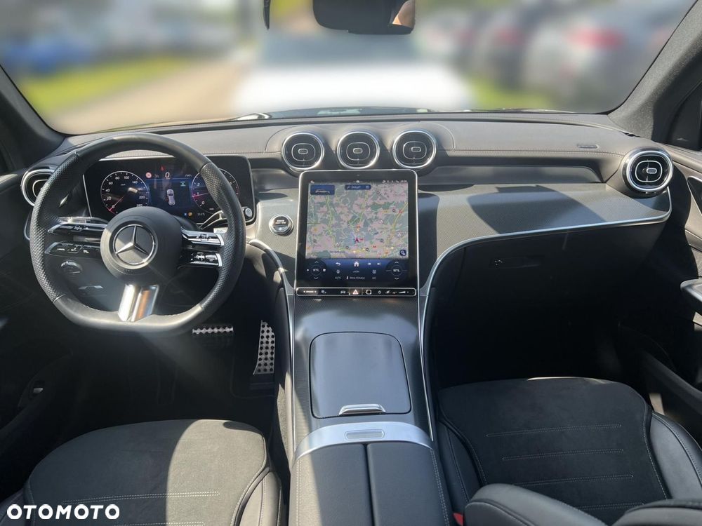 Mercedes-Benz GLC - 15