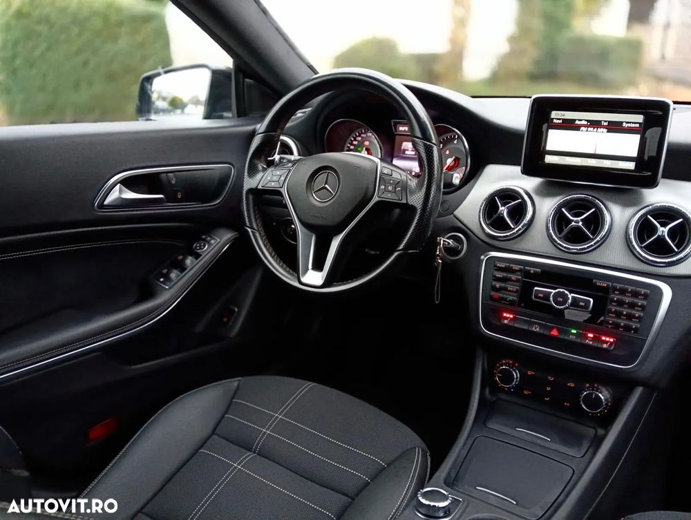 Mercedes-Benz CLA Shooting Brake 220 d 7G-DCT AMG Line - 17