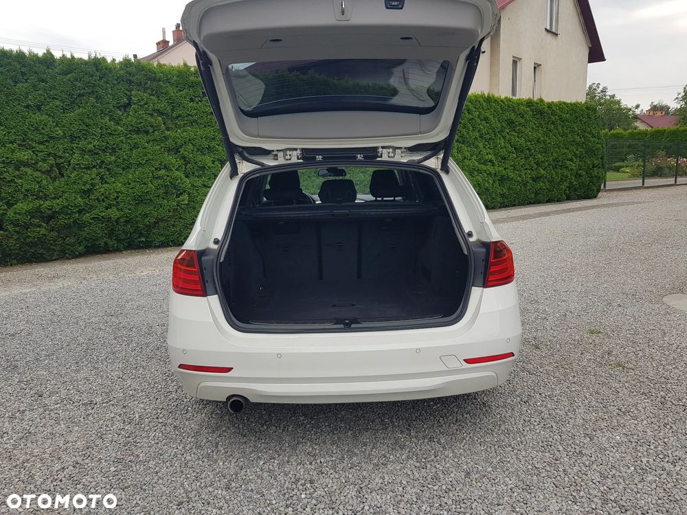 BMW Seria 3 - 23