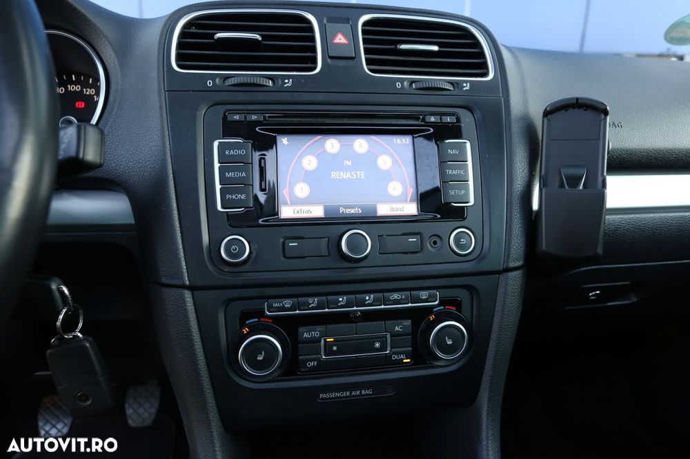 Volkswagen Golf 2.0 TDI Highline - 25