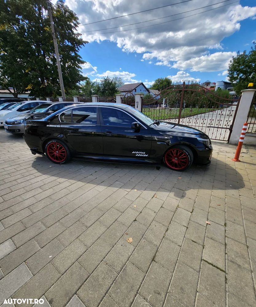 BMW Seria 5 525d - 13