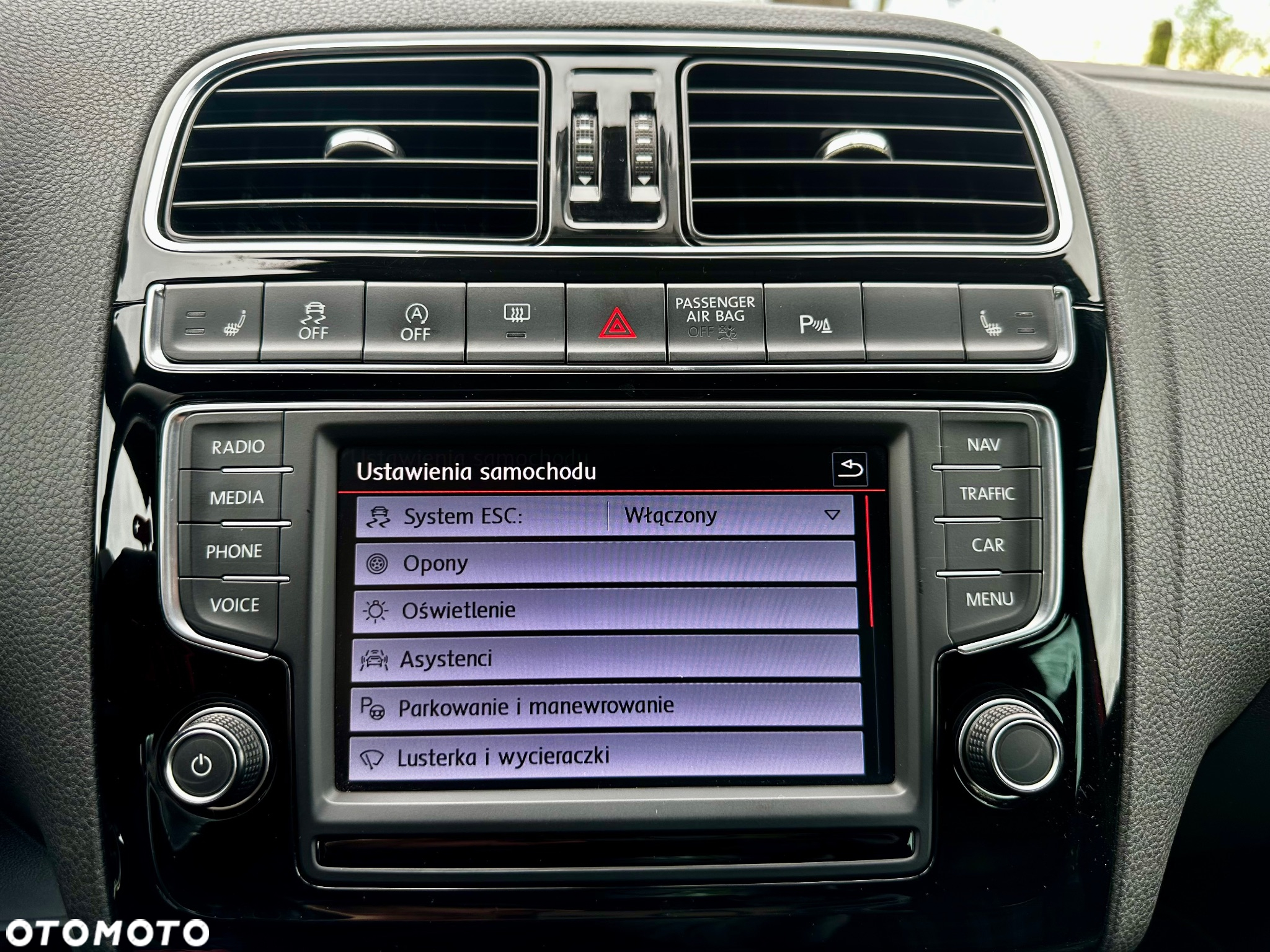 Volkswagen Polo 1.8 TSI (Blue Motion Technology) DSG GTI - 29