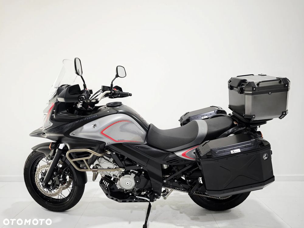 Suzuki V-STROM - 26