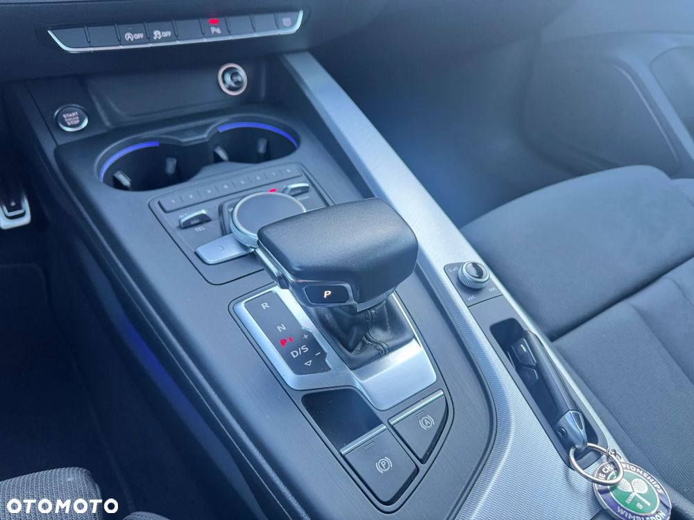 Audi A4 Limousine 1.4 TFSI S tronic - 17