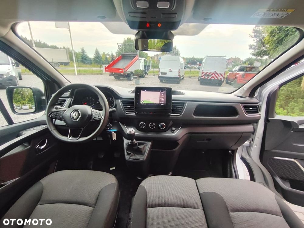Renault Trafic - 15