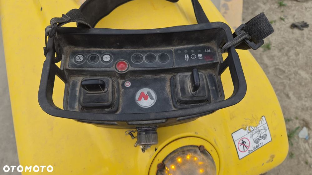 Wacker Neuson RT 82 SC3 Walec okołkowany kołek 1500kg wibracyjny SC pilot - 6