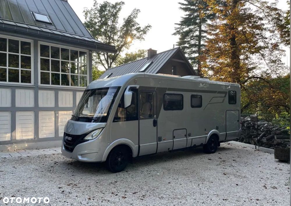 Mercedes-Benz Hymer - 2