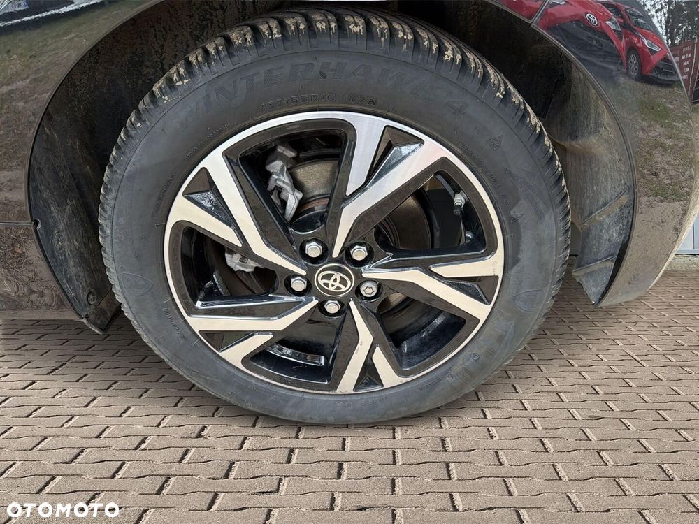 Toyota Yaris Hybrid 1.5 Style - 20