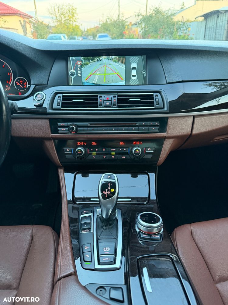 BMW Seria 5 535d xDrive - 24