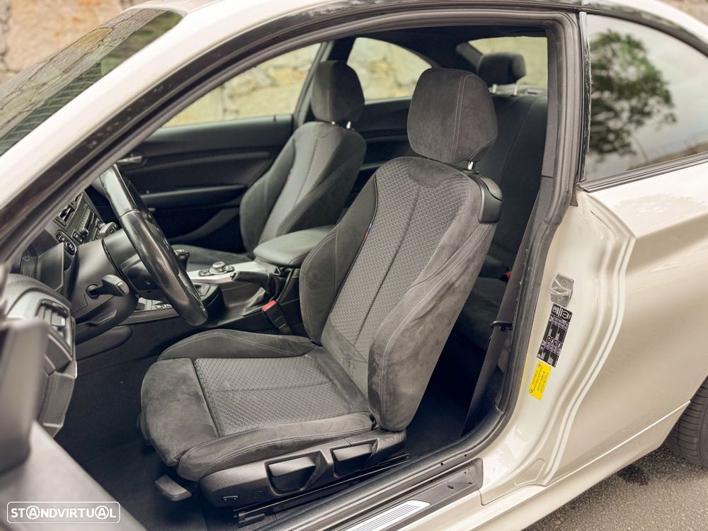 BMW 220 d Coupe Pack M - 6