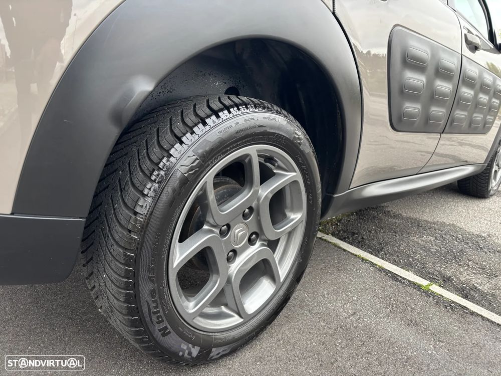 Citroën C4 Cactus PureTech 82 Shine - 18