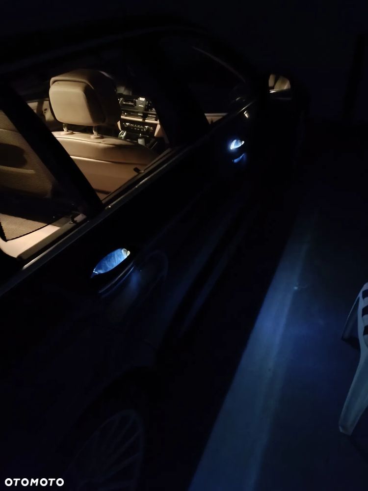 BMW Seria 5 520d - 18