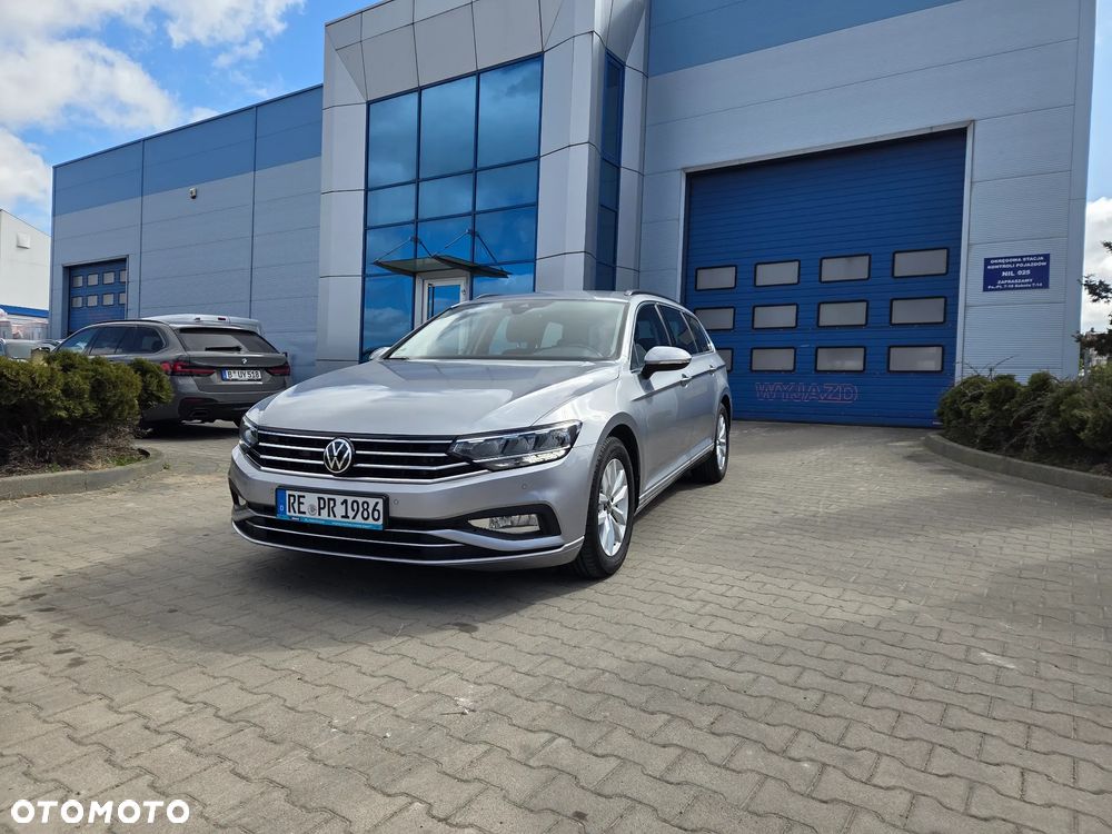 Volkswagen Passat 2.0 TDI SCR DSG Business - 3