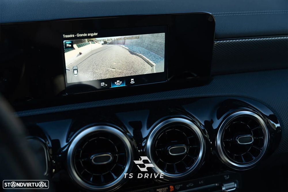 Mercedes-Benz CLA 180 d Progressive Aut. - 11