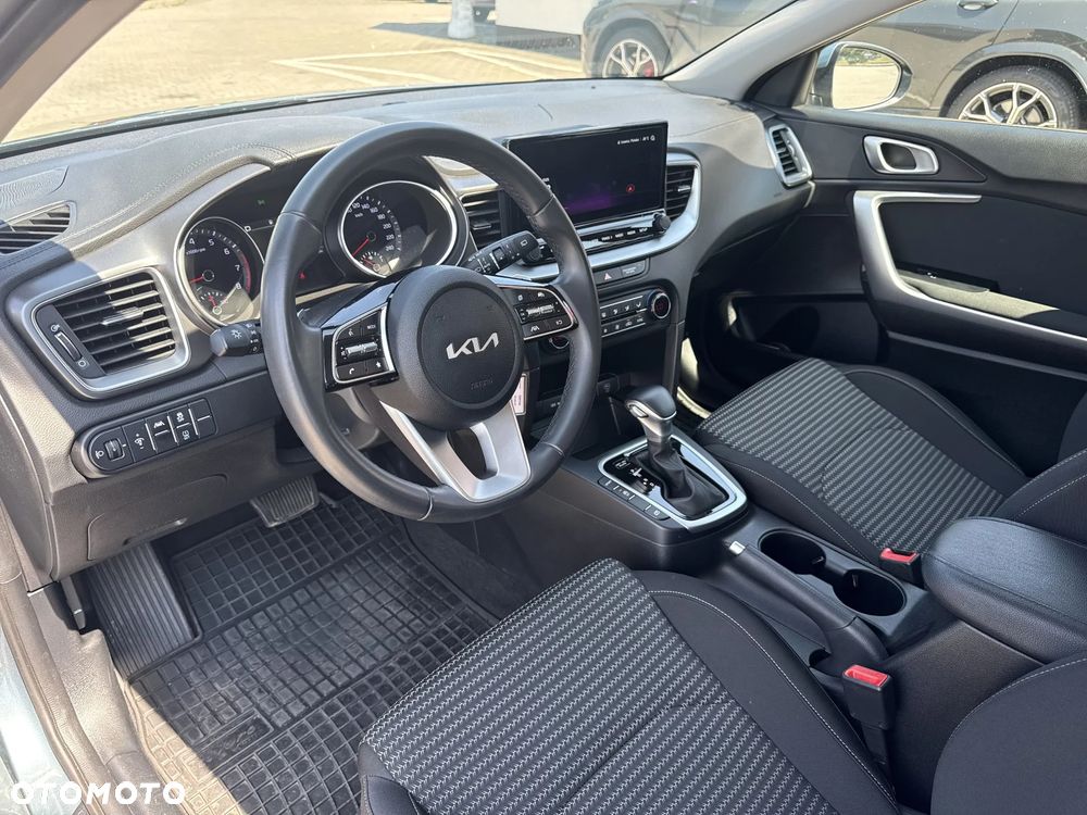 Kia Ceed 1.5 T-GDI M DCT - 9