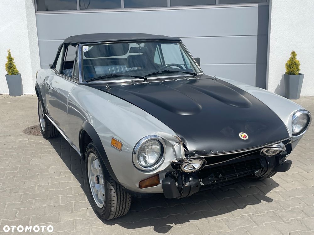 Fiat 124 Spider - 1