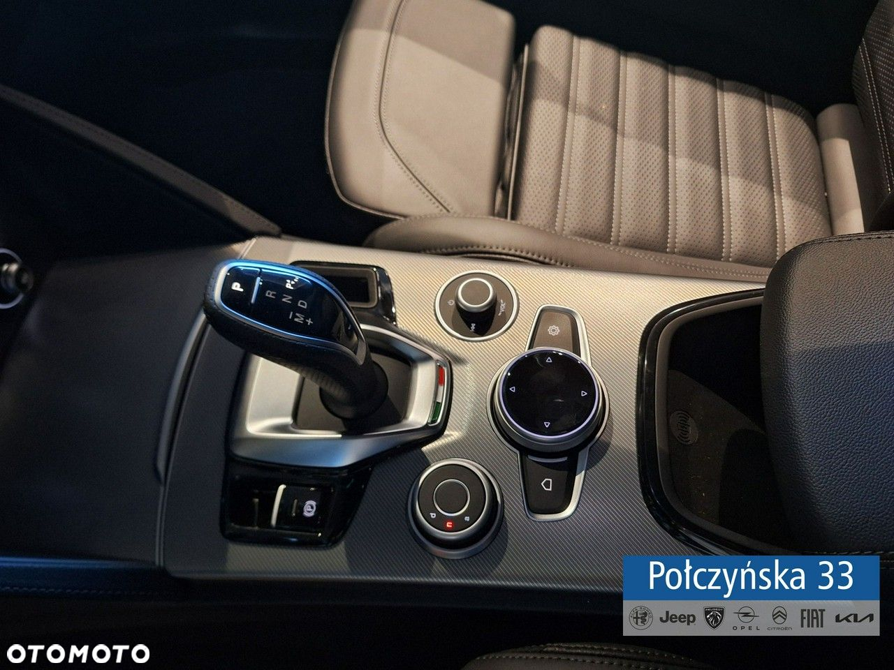Alfa Romeo Stelvio - 20