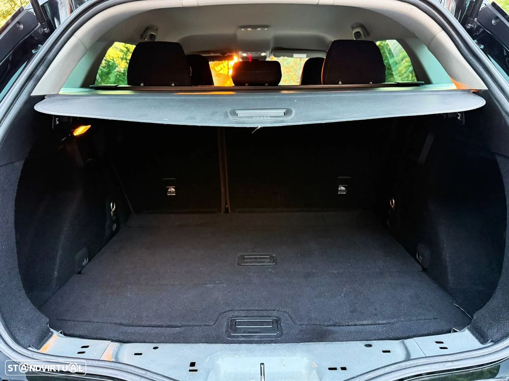 Renault Mégane Break ver-dci-110-fap-edc-bose-edition - 27