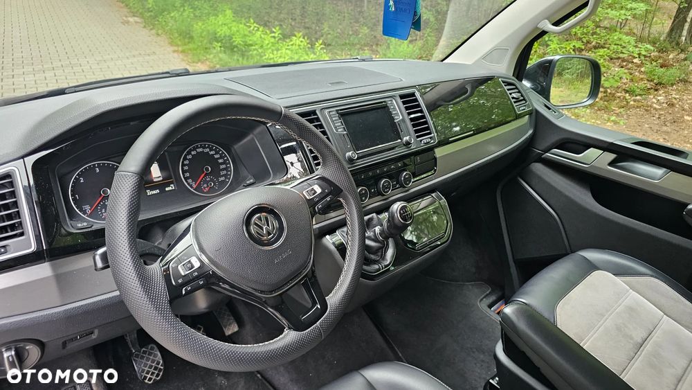 Volkswagen Multivan - 7