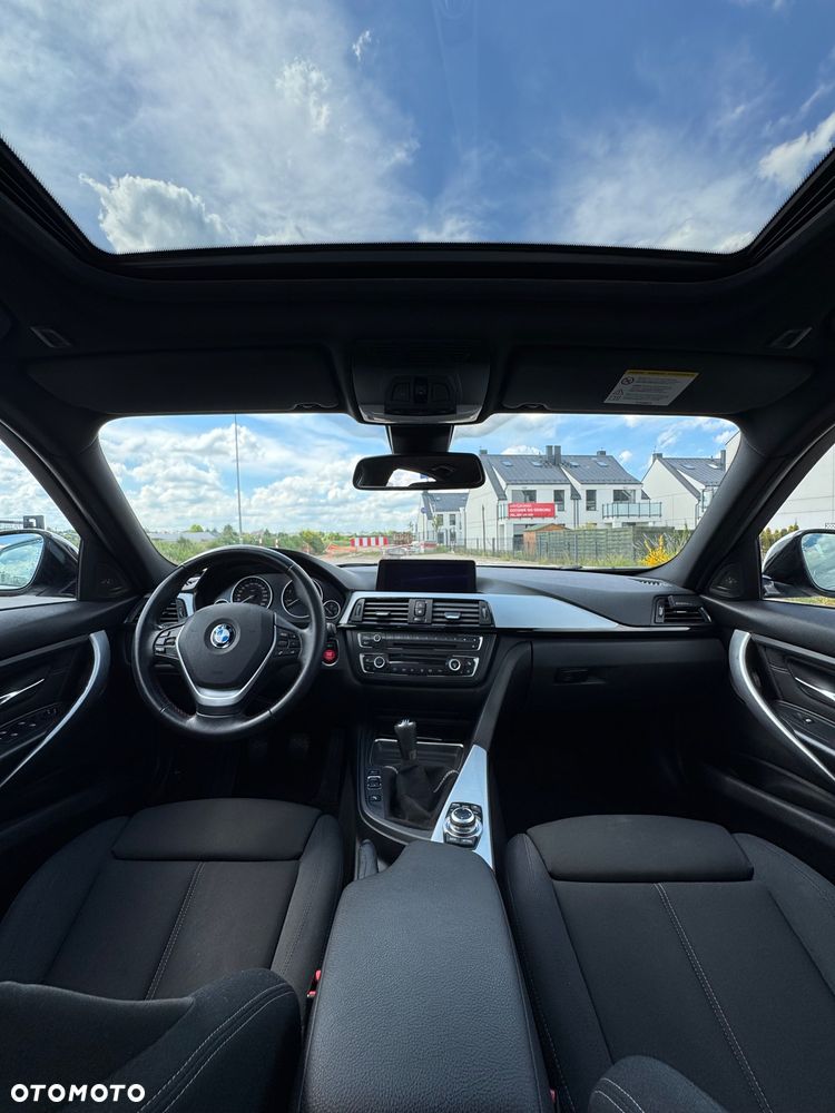 BMW Seria 3 320d DPF Edition Sport - 27