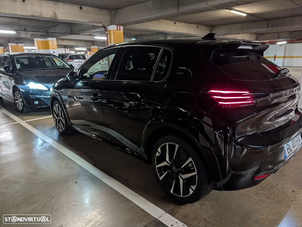 Peugeot 208 1.2 Hybrid GT e-DCS6 - 6