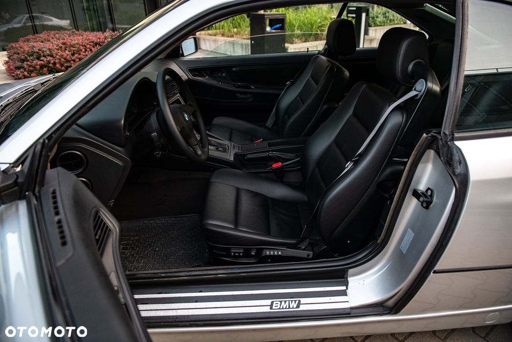 BMW Seria 8 850 Ci - 12