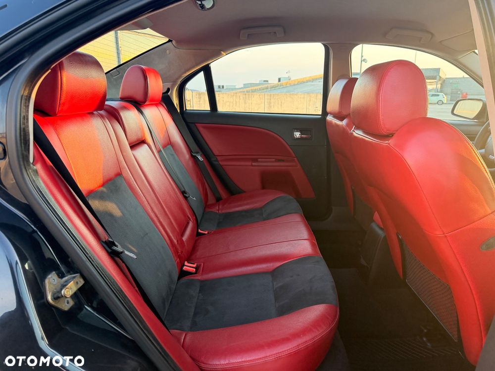 Ford Mondeo 3.0 V6 ST 220 - 14