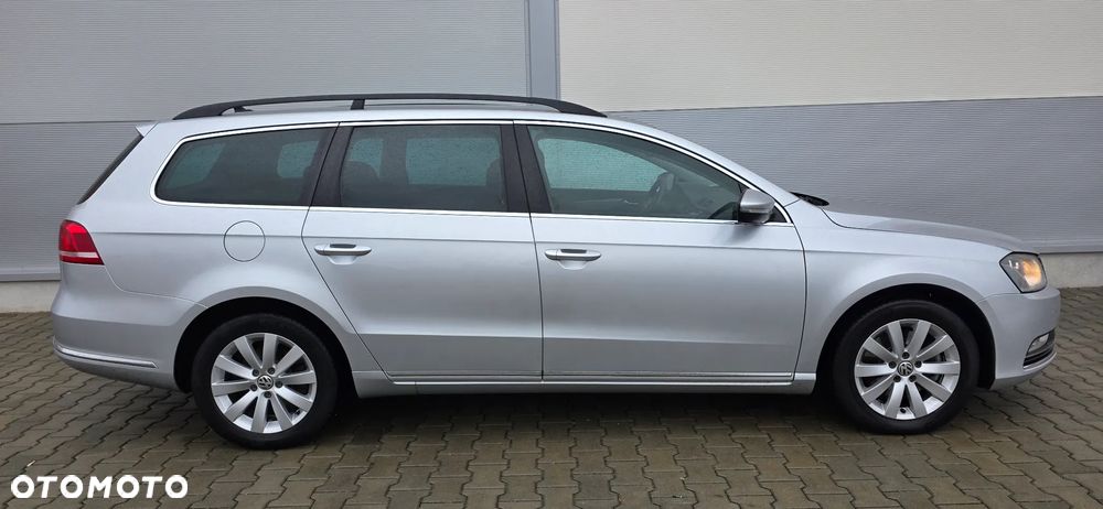 Volkswagen Passat 2.0 TDI Comfortline - 6